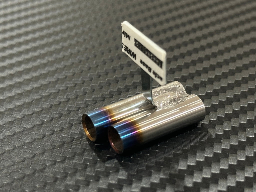 Standard Stainless Muffler / Stagger Dual Right / 8mm Burnt Tip / 15mm Length